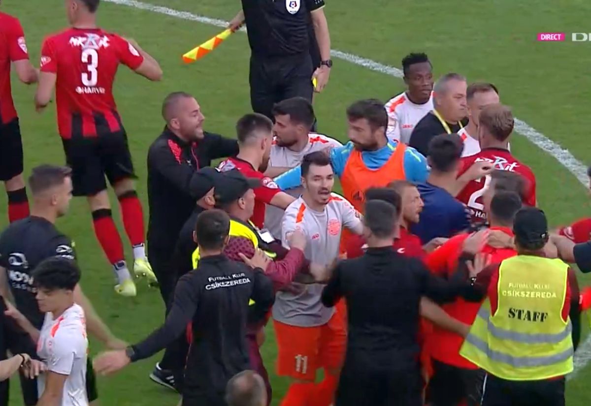 S-au luat la bătaie după Csikszereda - Metaloglobus » Surpriză imensă în Liga 2: calculele la promovare, date peste cap