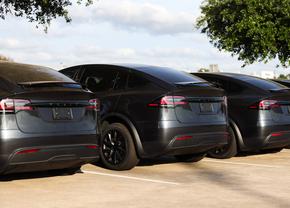 O nouă reprezentanță Tesla în România » Ce decizie a luat producătorul american