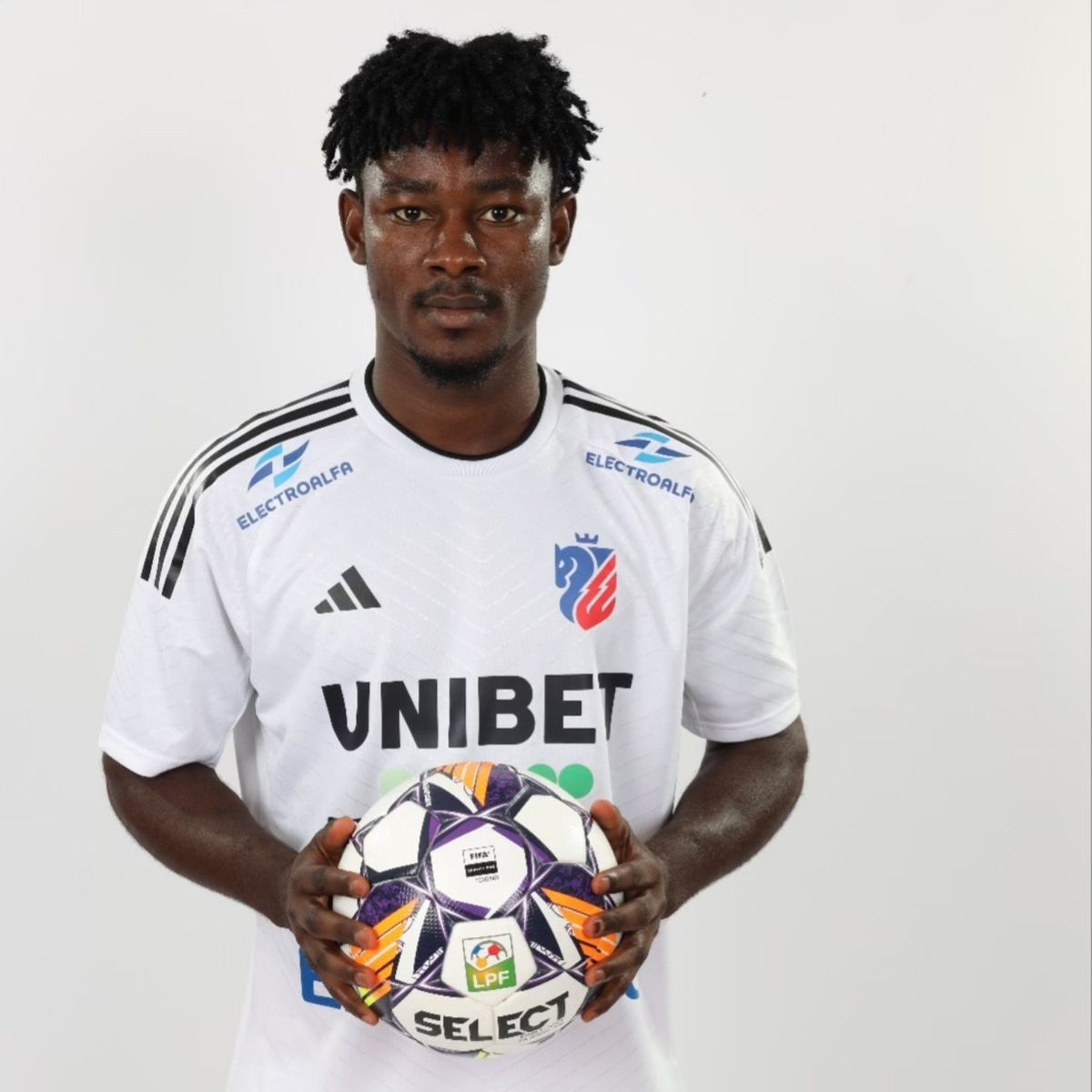 Adams Friday imagini carieră familie