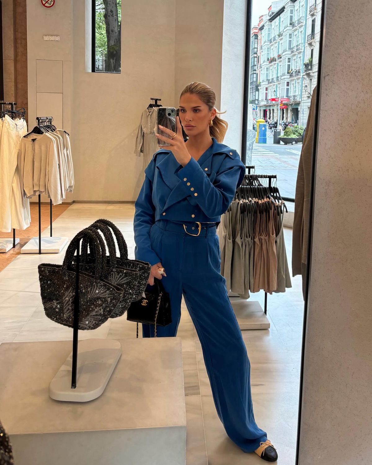 Fotbalistul care a investit în agricultură și-a schimbat religia pentru o frumoasă tânără din Serbia: a trecut la islam pentru Ajla