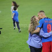 Antonia Salanta și Daniel Bîrligea, după FCSB - Dinamo 3-1, de pe Arena Națională. Foto: Ionuț Iordache (GSP.RO)