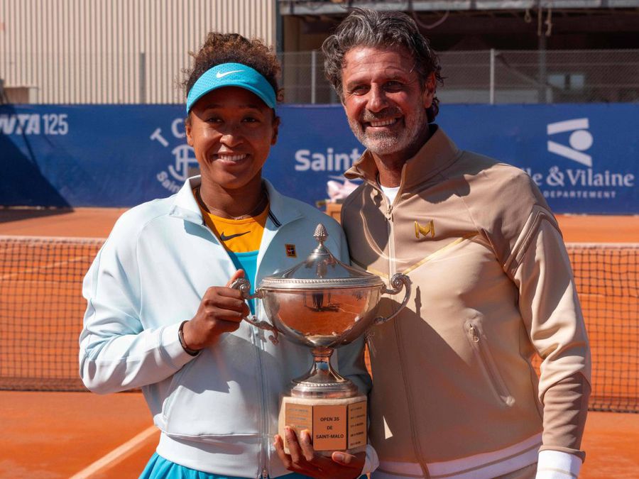 Patrick Mouratoglou alături de Naomi Osaka FOTO Imago Images Naomi Osaka, debut hotărât la Roma: „Sunt oameni alături de mine și îmi pasă de timpul lor”