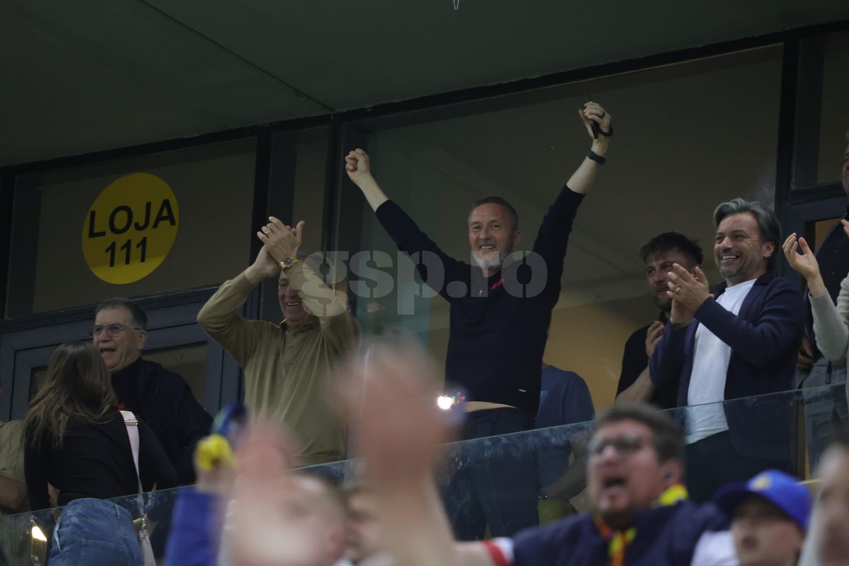 MM Stoica arată degetul mijlociu la finalul derby-ului FCSB - Dinamo