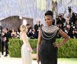 Lindsey Vonn, strălucitoare la Met Gala. Venus Williams, cu trofeul la gât. Dar nimeni nu era pregătit pentru costumația lui Osaka!