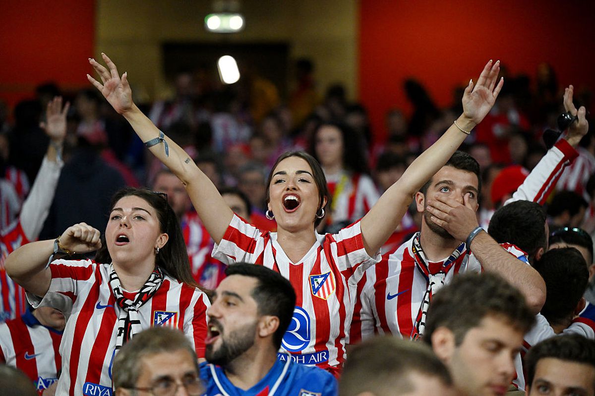 Scenografie istorică la Arsenal - Atletico Madrid, în semifinalele Champions League