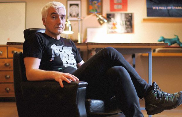 „Îți dai seama dacă te apropii un pic” » Iată ce probleme a remarcat la noua siglă a lui Dinamo unul dintre cei mai premiați graficieni din România!
