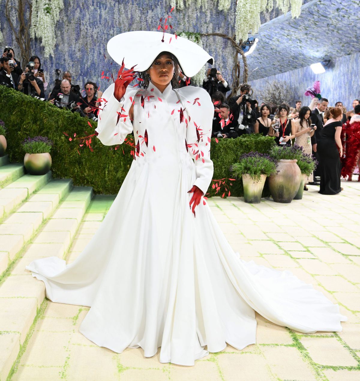 Lindsey Vonn, strălucitoare la Met Gala. Venus Williams, cu trofeul la gât. Dar nimeni nu era pregătit pentru costumația lui Osaka!