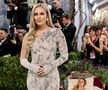 Lindsey Vonn, strălucitoare la Met Gala. Venus Williams, cu trofeul la gât. Dar nimeni nu era pregătit pentru costumația lui Osaka!