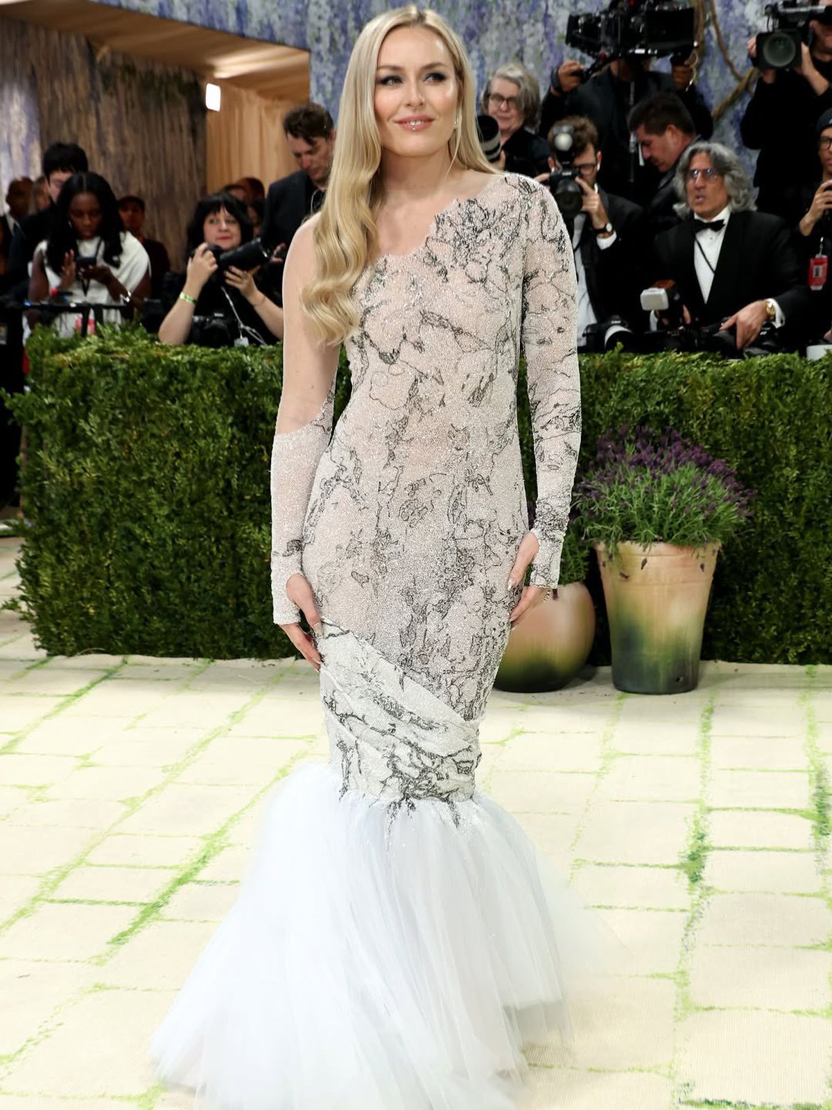 Lindsey Vonn, strălucitoare la Met Gala. Venus Williams, cu trofeul la gât. Dar nimeni nu era pregătit pentru costumația lui Osaka!