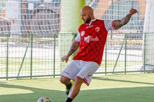 „Mi se pare o mâzgălitură!” » Nici Giani Kiriță nu îmbrățișează noua siglă a lui Dinamo: „Ce caută aia acolo?”