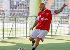 „Mi se pare o mâzgălitură!” » Nici Giani Kiriță nu îmbrățișează noua siglă a lui Dinamo: „Ce caută aia acolo?”