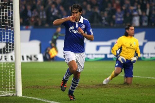 Raul Gonzalez a evoluat pentru Schalke între 2010 și 2012 // sursă foto: Guliver/gettyimages