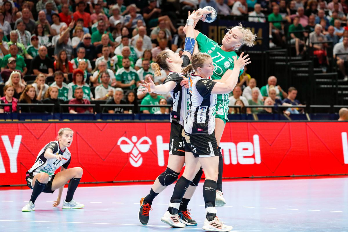 Campioană în infern » Kristiansand învinge pe terenul lui Gyor, în fața a peste 15.000 de oameni, și câștigă a doua oară consecutiv trofeul Ligii Campionilor