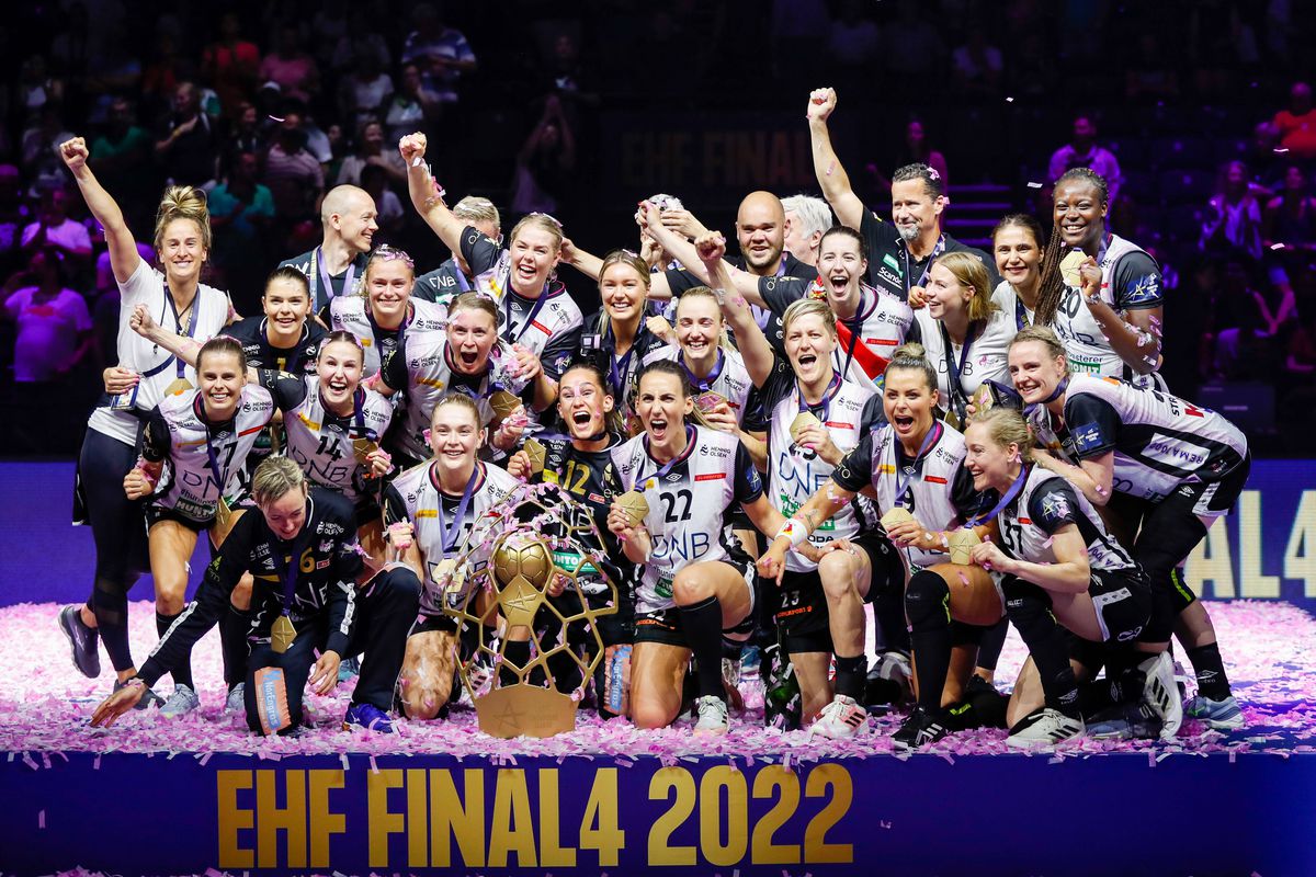 Campioană în infern » Kristiansand învinge pe terenul lui Gyor, în fața a peste 15.000 de oameni, și câștigă a doua oară consecutiv trofeul Ligii Campionilor