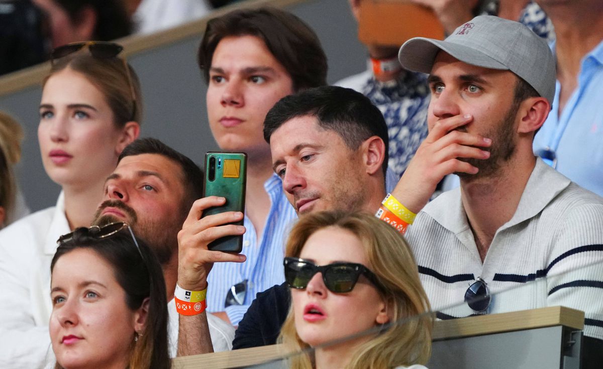 Lewandowski a fost în tribune la finala Roland Garros » Iga Swiatek, șocată când l-a văzut