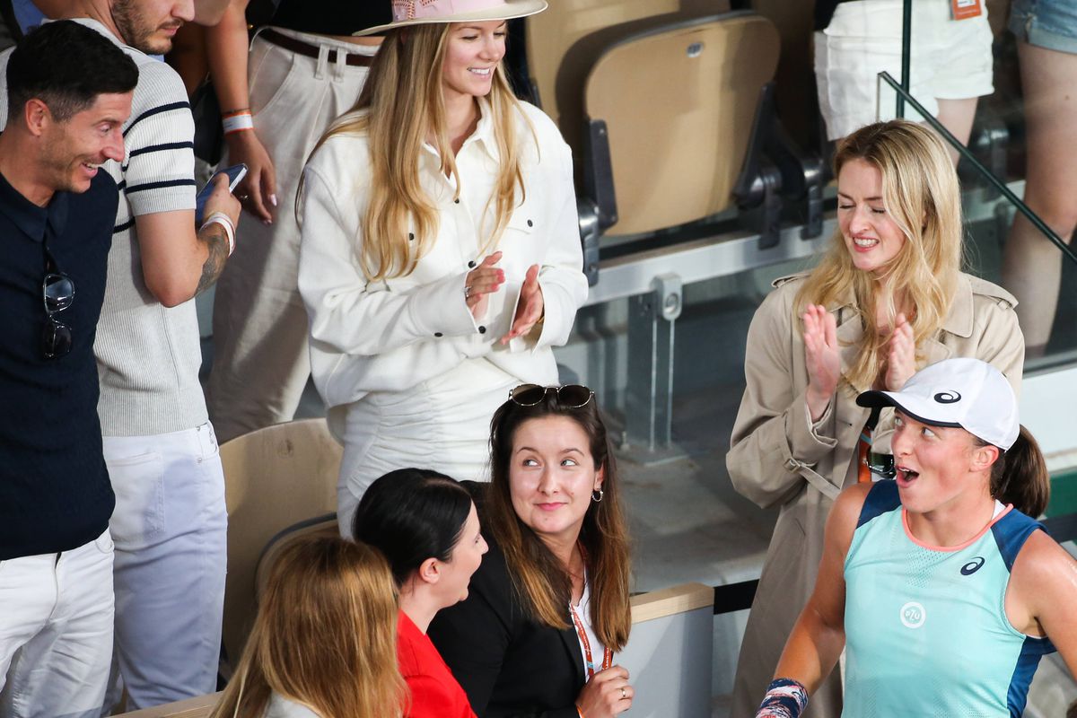 Lewandowski a fost în tribune la finala Roland Garros » Iga Swiatek, șocată când l-a văzut