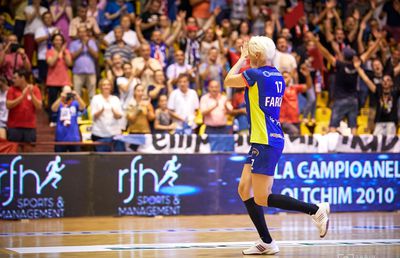 Ramona Farcău: „Handbalul românesc e plin de probleme!” » Clubul fostei handbaliste se pregătește de prima ligă