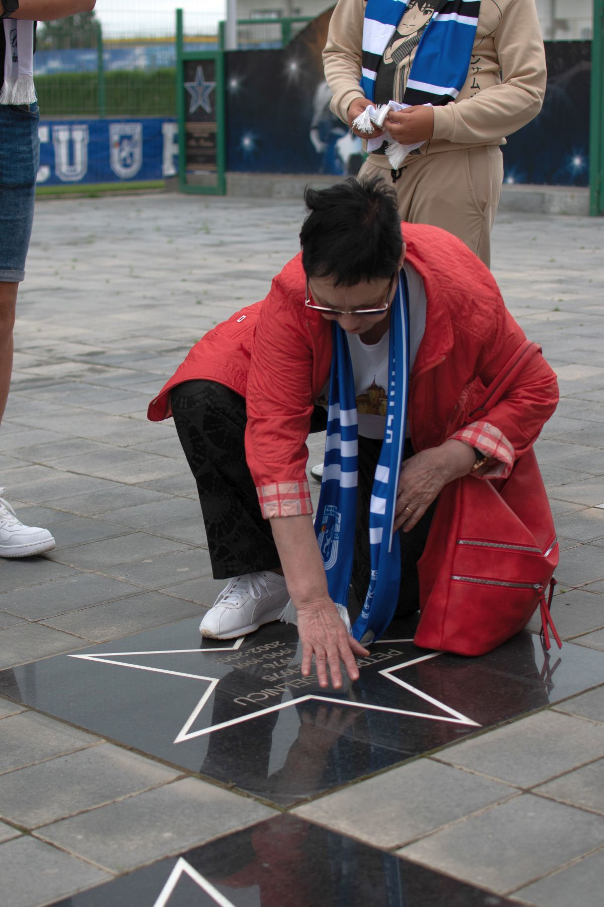 FOTO Momente emoționante cu văduva lui Petre Deselnicu, legendarul fotbalist al Craiovei » „Puiul meu, iubirea mea!”