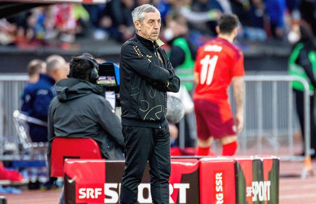 Kosovarii au petrecut înaintea meciului cu România. Alain Giresse a dansat cu jucătorii