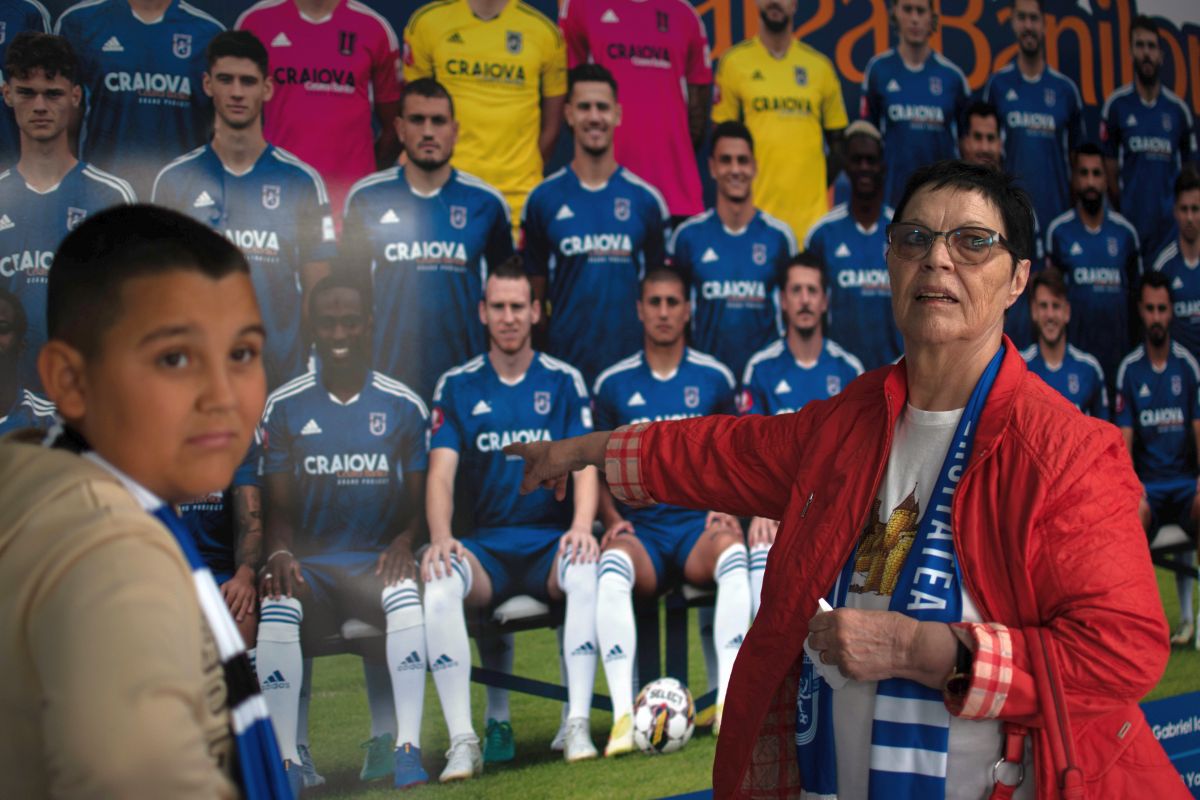 Momente emoționante cu văduva lui Petre Deselnicu, legendarul fotbalist al Craiovei » „Puiul meu, iubirea mea!”