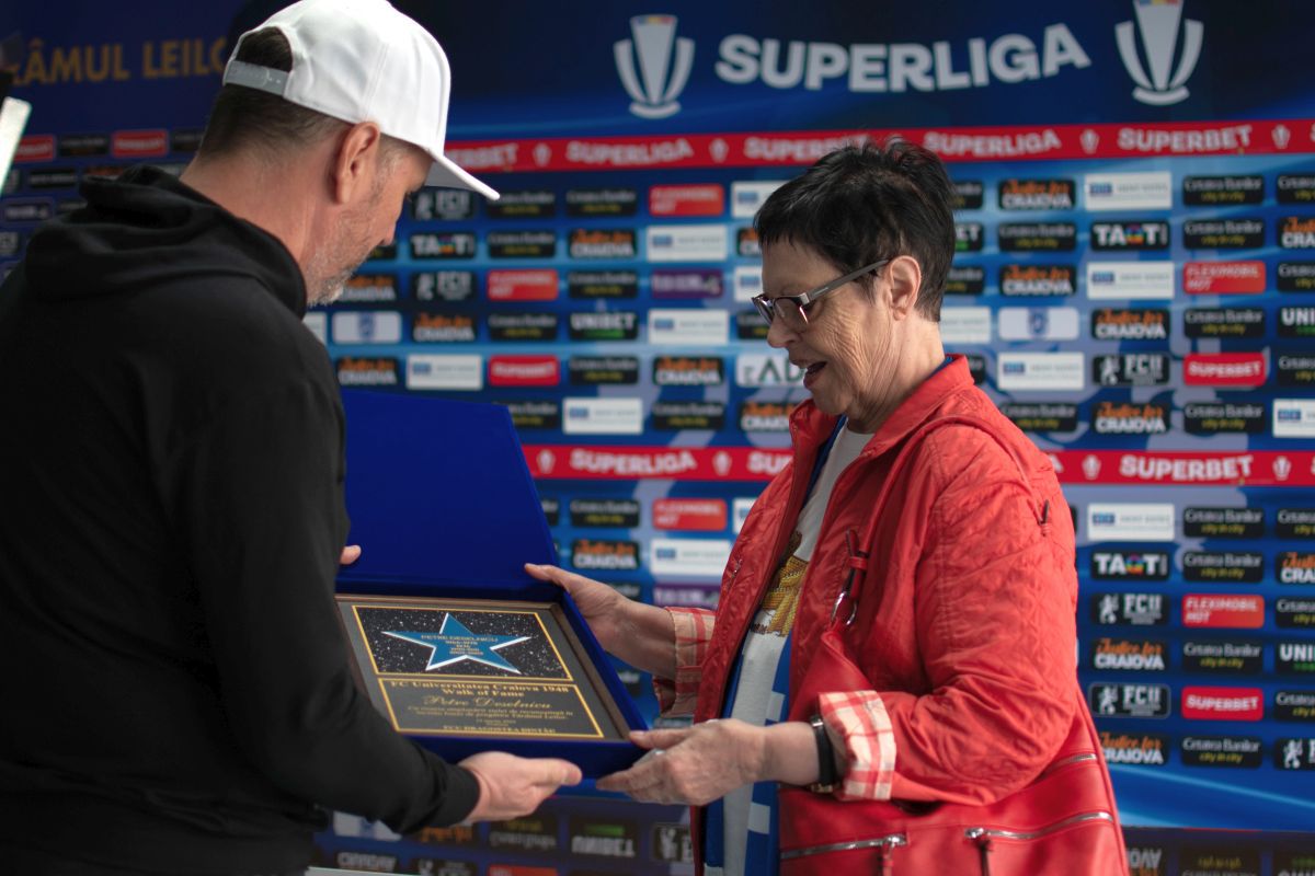 Momente emoționante cu văduva lui Petre Deselnicu, legendarul fotbalist al Craiovei » „Puiul meu, iubirea mea!”