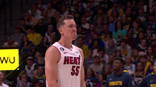 Miami Heat o învinge pe Denver Nuggets, scor 111-108, și restabilește egalitatea în finala NBA, 1-1.
