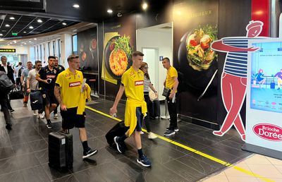 Tricolorii mici iau drumul Italiei înaintea confruntărilor de la Campionatul European