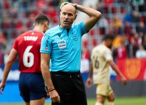 Unul dintre cei mai controversați arbitri s-a retras! A plâns și a fost aplaudat