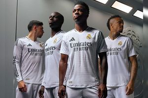 Real Madrid a prezentat tricourile pentru următorul sezon » Detaliul care i-a nemulțumit pe fani: „Ce e asta?!”