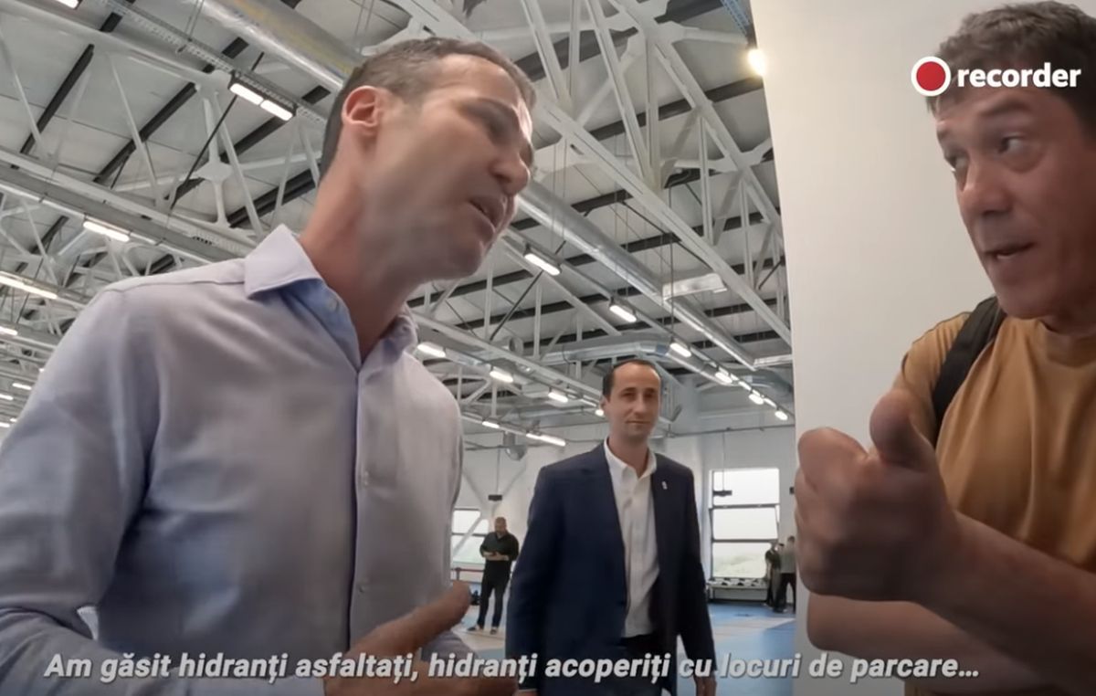 Dialogul dintre Recorder și primarul Robert Negoiță, din investigația cu privire la hidranți, întrerupt de un „greu” al sportului românesc! Apariția ignorată de toată lumea