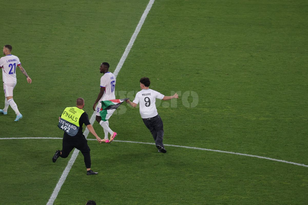 Imaginile pe care UEFA le-ar fi vrut interzise în Spania - Franța » Fotoreporterul GSP a surprins cele mai tari cadre