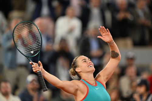 Aryna Sabalenka s-a calificat în premieră în finala de la Roland Garros » Deznodământ neverosimil în semifinala cu Iga Swiatek