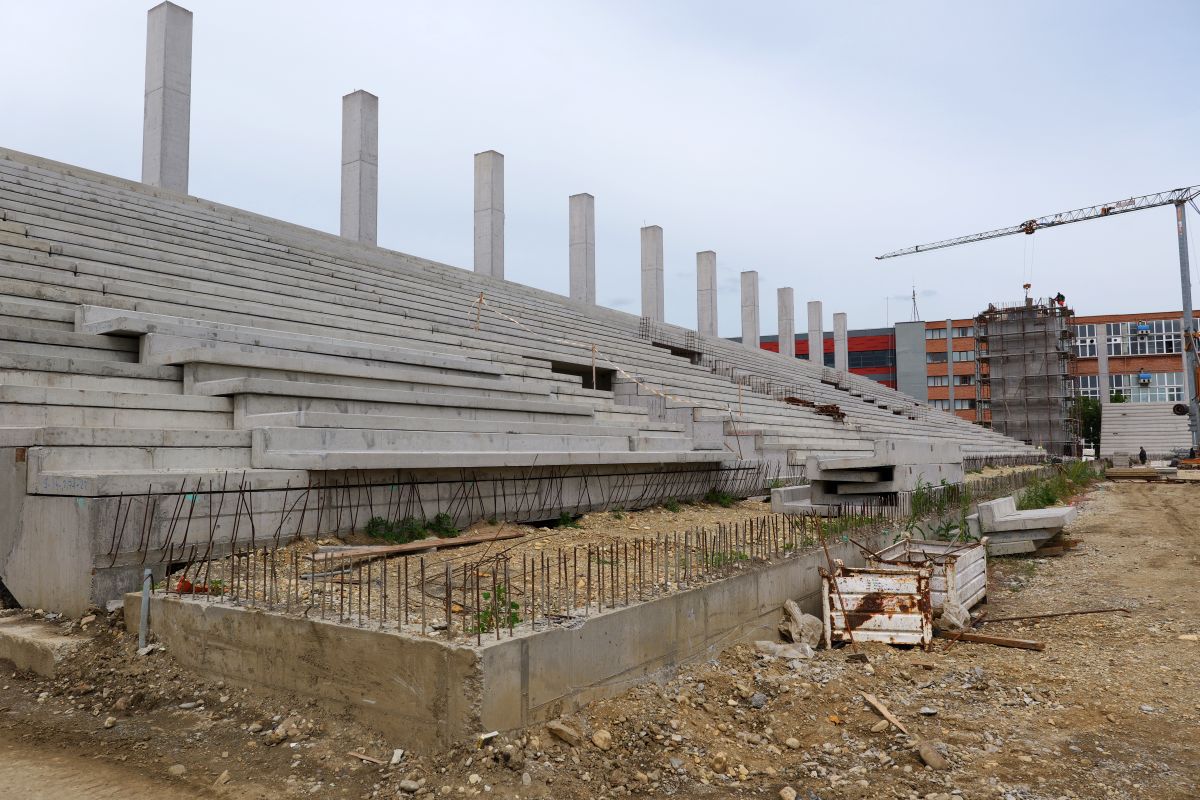 Austeritate? Nu și aici! Gazeta a intrat pe șantierul stadionului din România unde lucrările avansează într-un ritm-fulger: „Am trecut de jumătate”