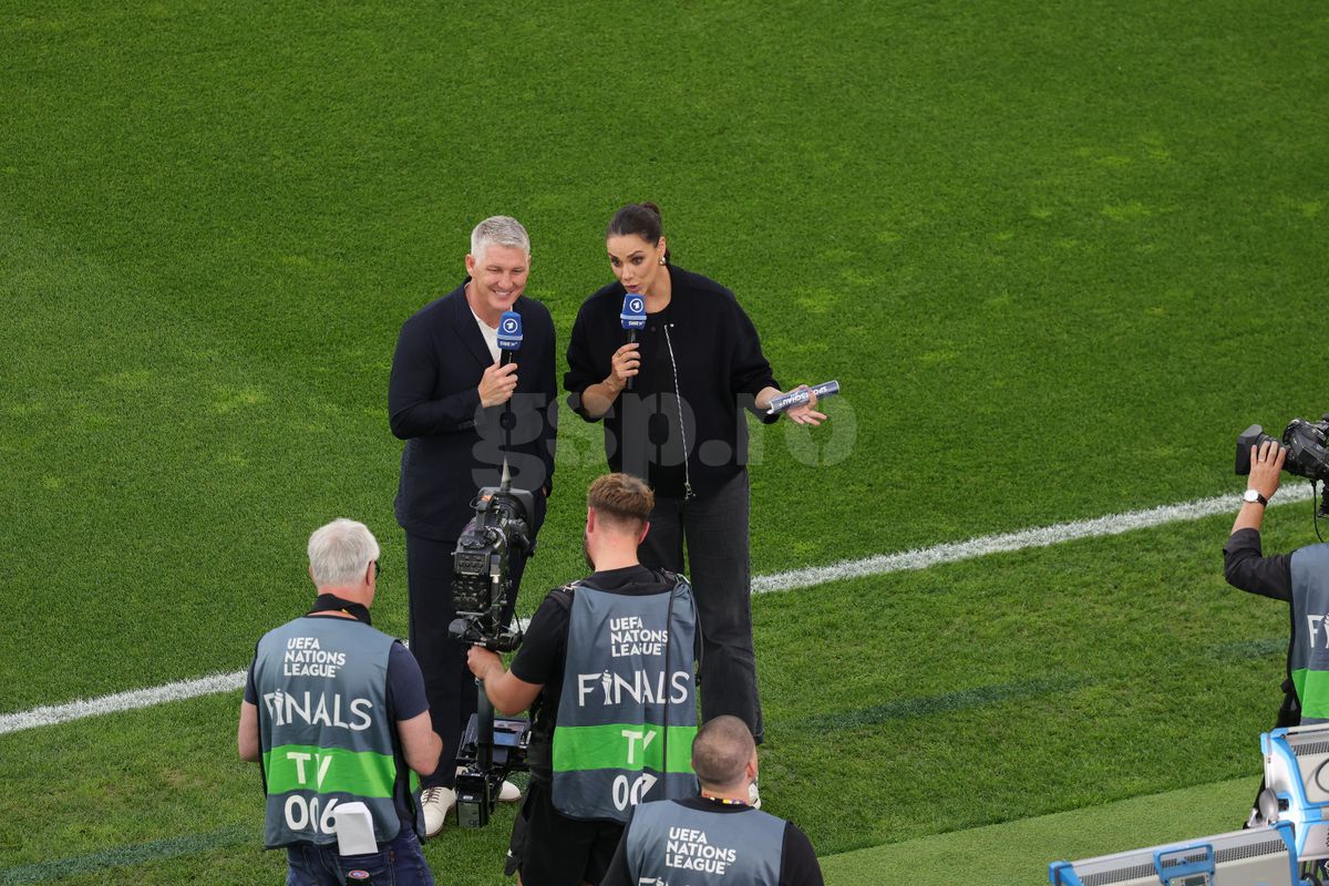 Bastian Schweinsteiger s-a afișat cu noua iubită la Spania - Franța » Cu cine a înlocuit-o pe Ana Ivanovic