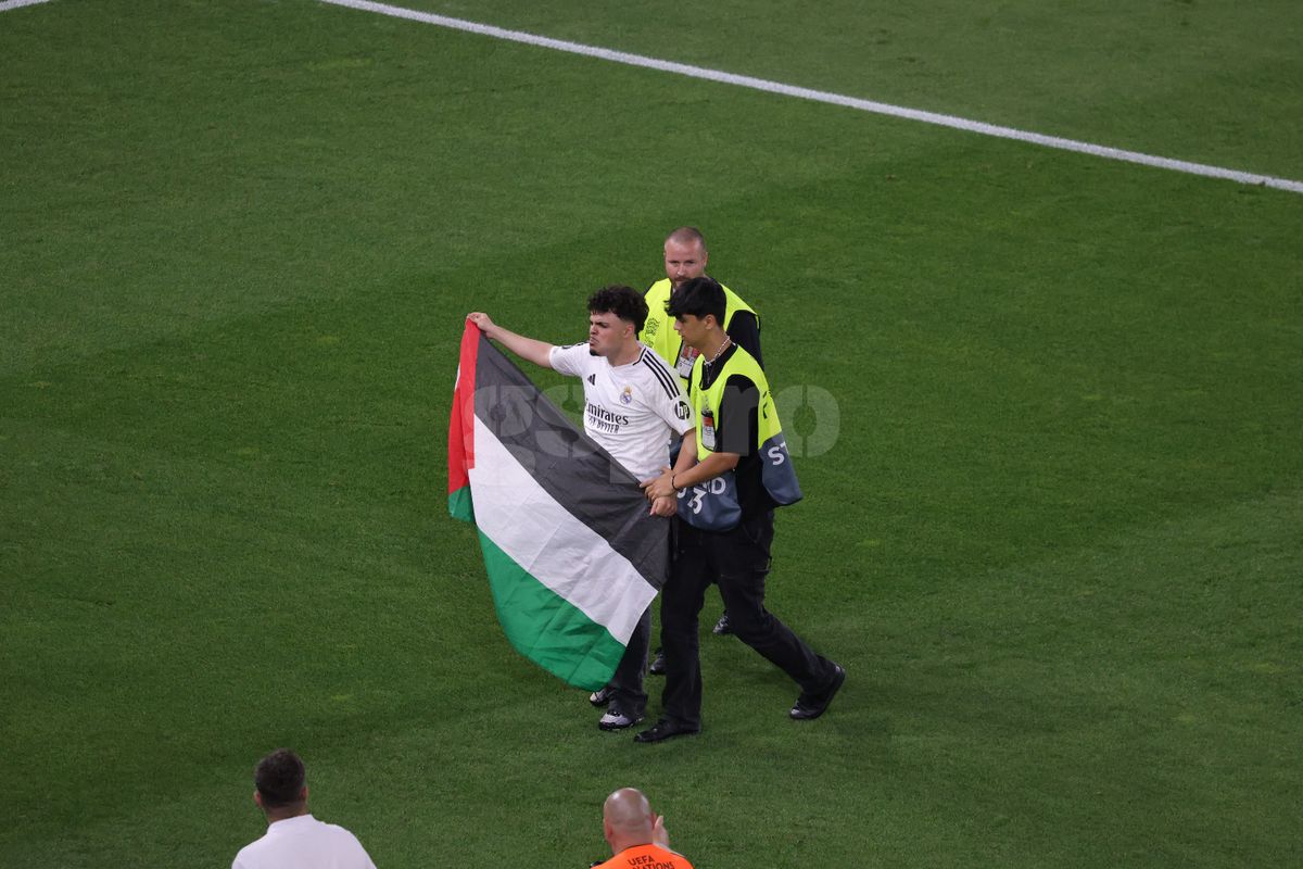 Imaginile pe care UEFA le-ar fi vrut interzise în Spania - Franța » Fotoreporterul GSP a surprins cele mai tari cadre