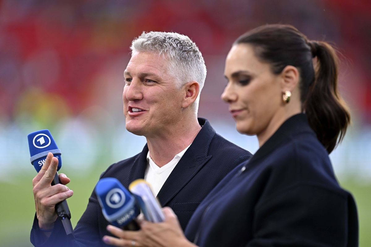 Bastian Schweinsteiger s-a afișat cu noua iubită la Spania - Franța » Cu cine a înlocuit-o pe Ana Ivanovic