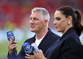 Bastian Schweinsteiger s-a afișat cu noua iubită la Spania - Franța » Cu cine a înlocuit-o pe Ana Ivanovic