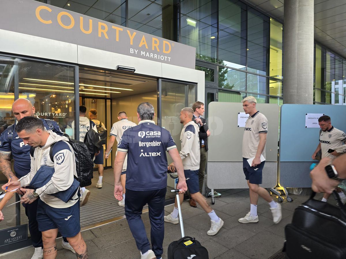 Exces de zel și tensiuni la sosirea echipei naționale a României la Viena » De ce era să escaladeze situația