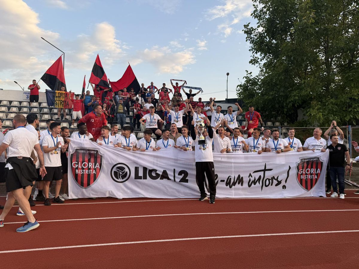 Au sărbătorit în stradă promovarea echipei în Liga 2! Imagini superbe în ziua „barajelor”