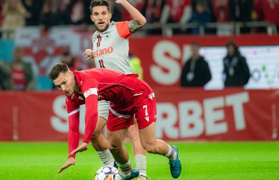 Toate detaliile despre afacerea verii în Superliga: Dennis Politic la FCSB » Cele două cluburi au semnat actele