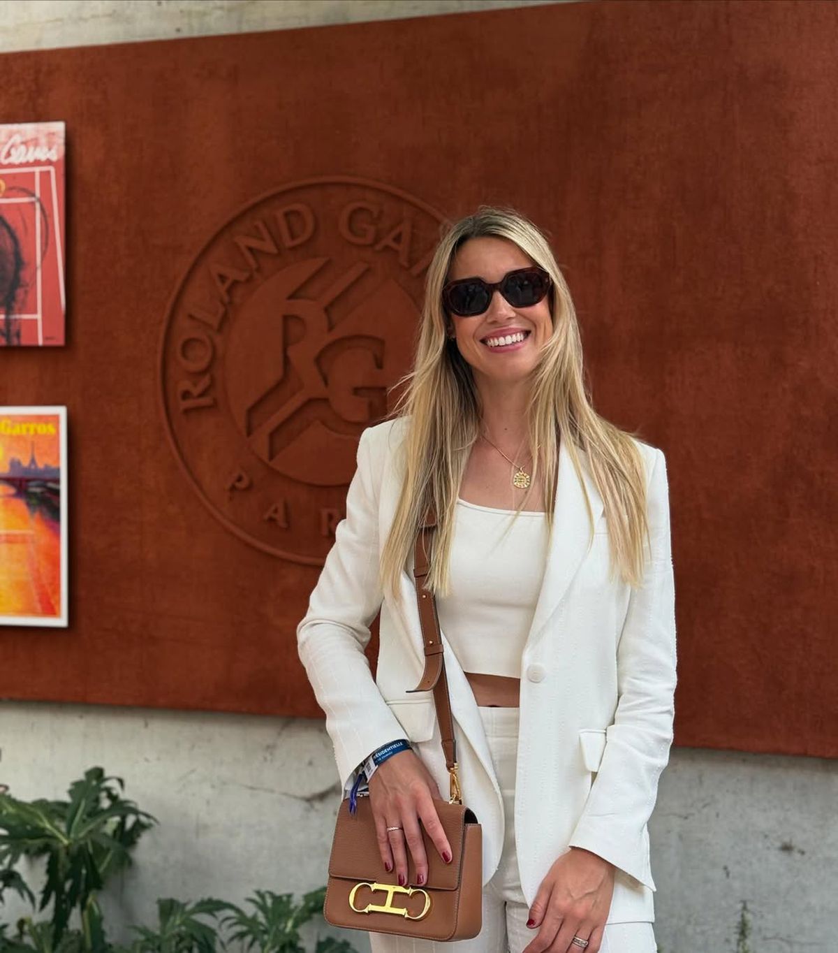 Maribel Nadal s-a fotografiat cu Novak Djokovic și Roger Federer la Roland Garros