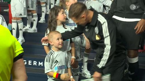 Surpriză mare pentru Joshua Kimmich la meciul 100: „Ce?! Tu?!”