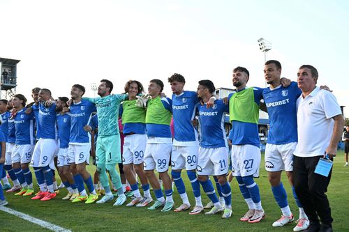 Dinamo vrea doi jucători de la Farul / foto: Imago