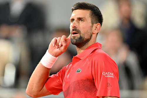VIDEO Novak Djokovic s-a calificat în semifinalele Roland Garros și a doborât un record vechi de jumătate de secol