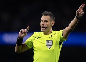 Cine este Maurizio Mariani, arbitrul meciului Austria - România » De la plonjoane pe puntea navei la VAR ca linie de cod