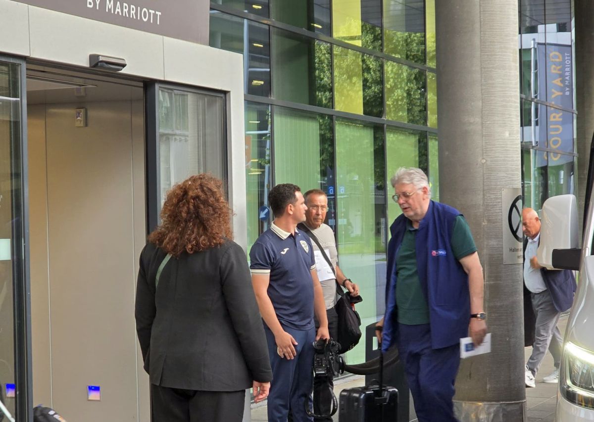 Gino Iorgulescu, în hotel cu naționala, la Viena » Adus cu microbuzul, alături de alți „grei” din FRF
