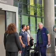 Gino Iorgulescu, sosind la hotelul din Viena unde naționala României e cazată / FOTO: GSP