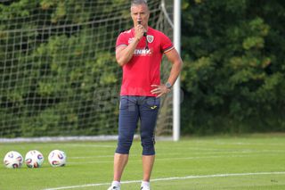 „Va trebui să iau decizii, veștile nu sunt bune!” » Iritat, Daniel Pancu a izbucnit: „Și eu am pierdut un turneu final!”. Cîrjan, OUT!