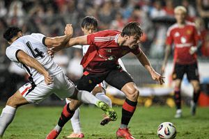 Italienii dezvăluie primele două transferuri de top pregătite de Cristi Chivu la Inter