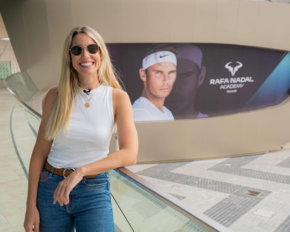 Maribel Nadal s-a fotografiat cu Novak Djokovic și Roger Federer la Roland Garros